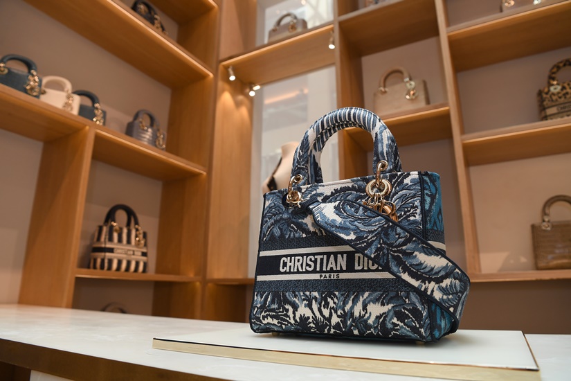 lady dior pop up