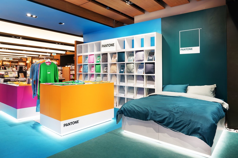 Pantone 生活實體店