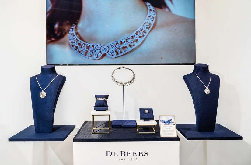 De Beers_ Reflections of Nature