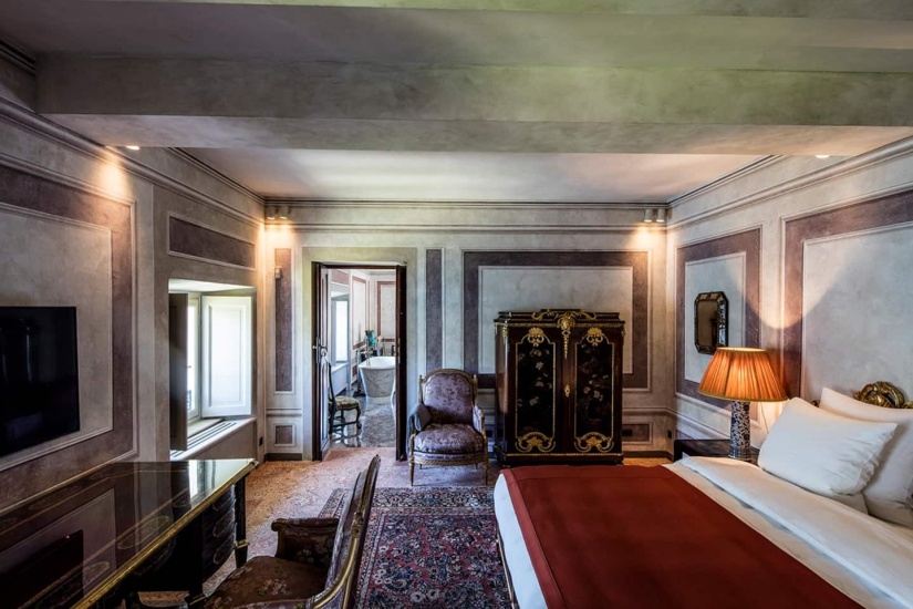 House of Gucci Airbnb