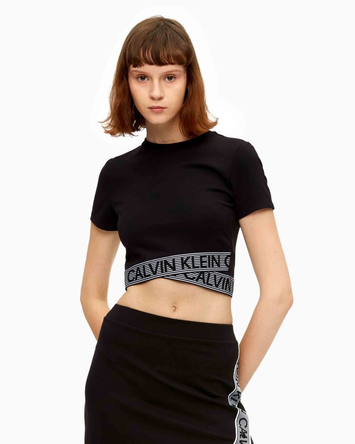  Calvin Klein 