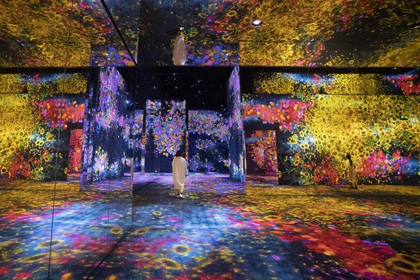 teamLab 
