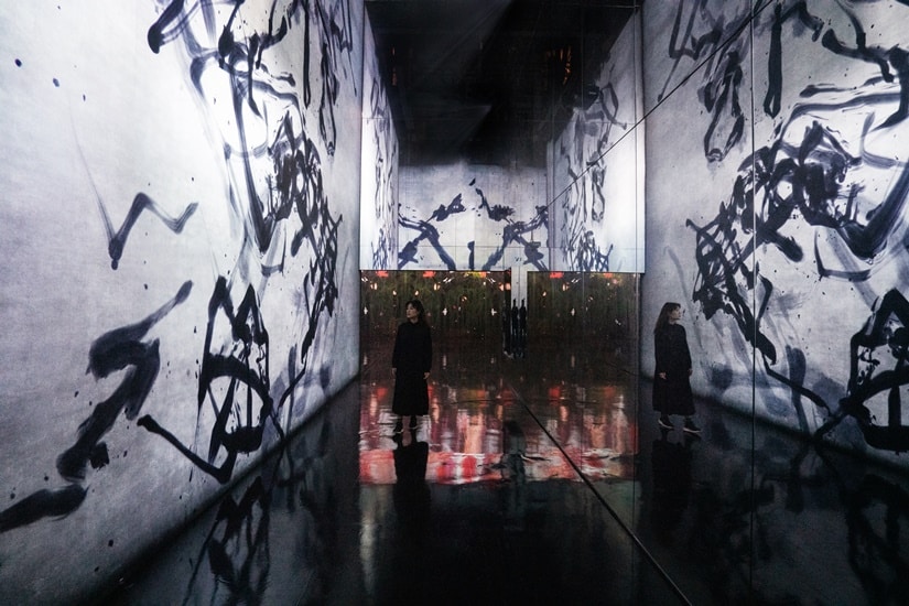 teamLab 